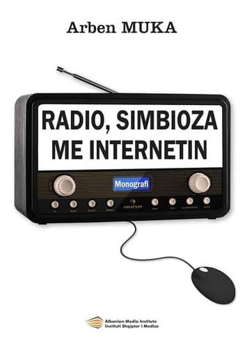 Radio, Simbioza Me Internetin
